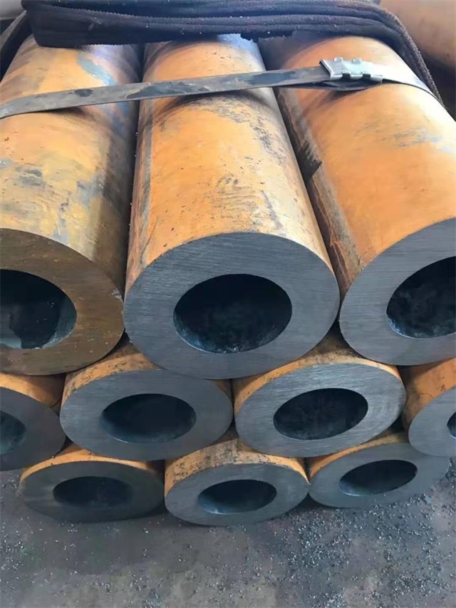 黄南20号厚壁无缝钢管