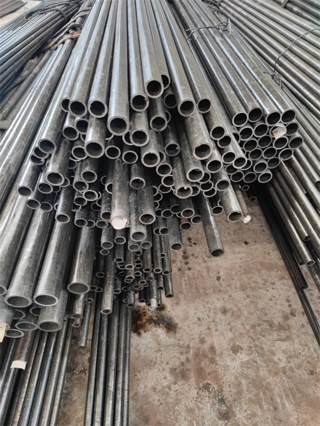 黄南精密光亮无缝钢管厂